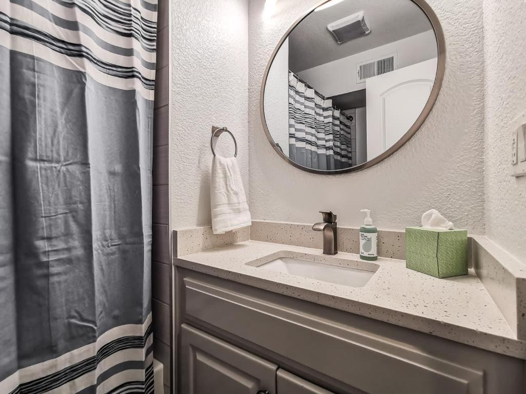 Plaza 2 King Br 2 Full Bth Villa Канзас Сити Екстериор снимка